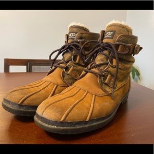UGG Cecile Waterproof Leather Ankle Lace Up Boots Tan/Brown Lined & Warm Size 11